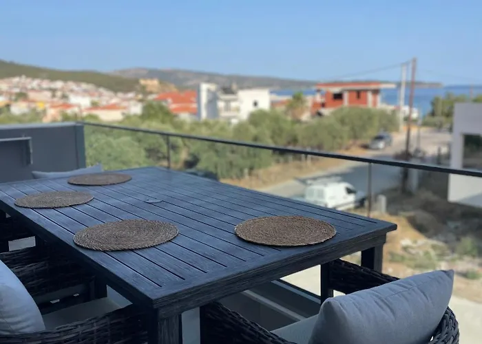 The Frog Λιμενάρια